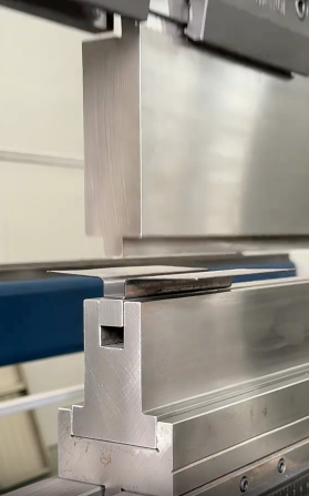 One-Stroke Hat Channel Forming Tool: Four Bends in One Cycle - COVO press brake tooling reference
