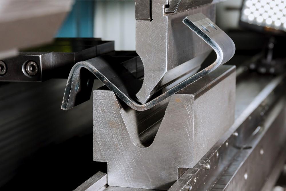 Press Brake Bending Basics: A Repeatable Setup Logic for New Operators - COVO press brake tooling reference